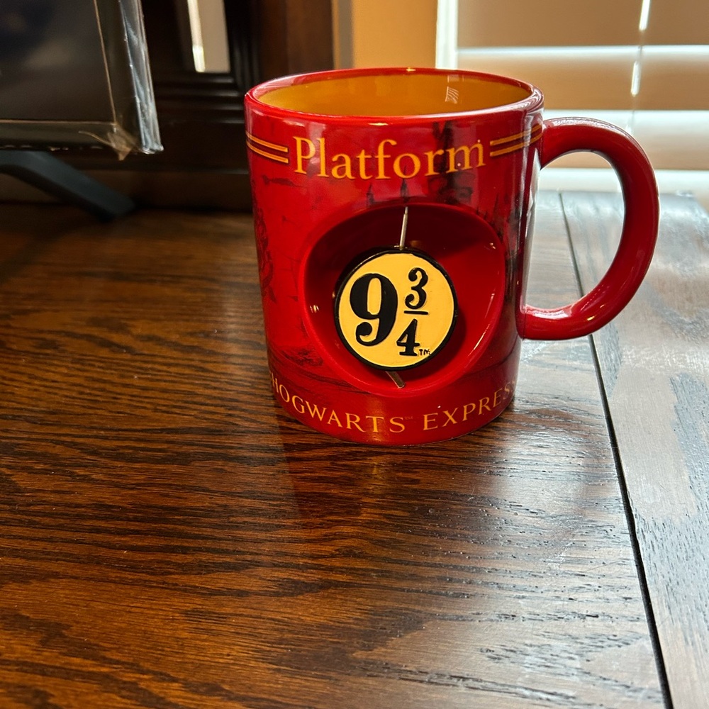 Harry Potter 20 Oz 9 and 3/4 Mug (never Used, see description)
